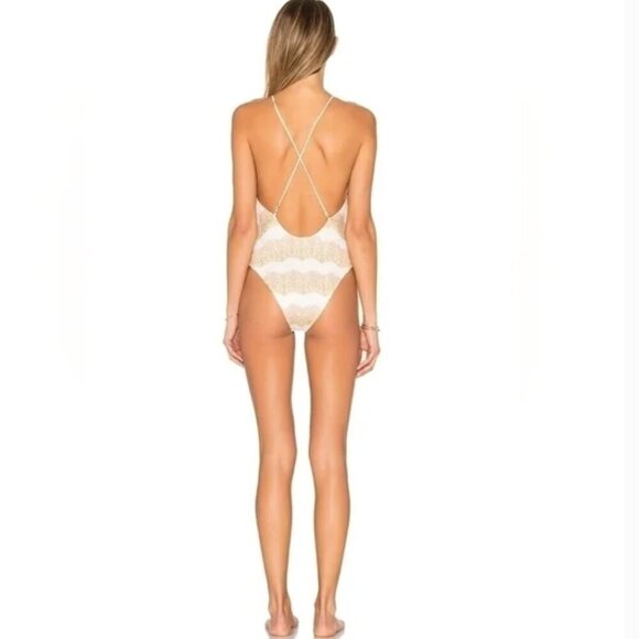 Tularosa Walker Crochet One-Piece Neutral Wavy Stripe Pom Pom Swimsuit Medium - Picture 4 of 10